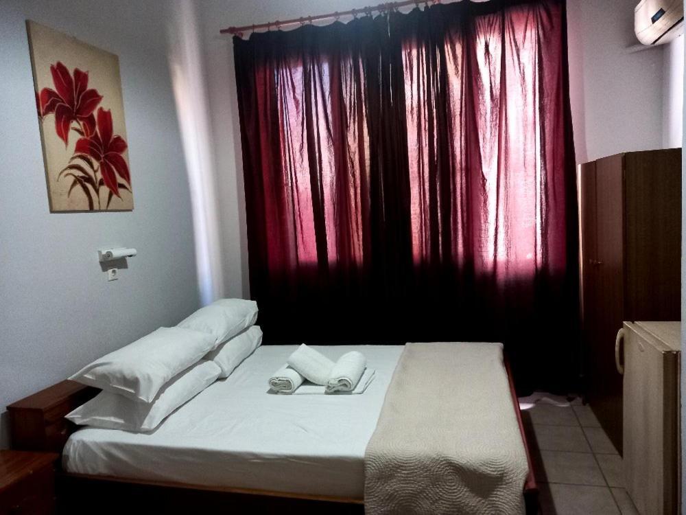Hotel Korydallos Le Pirée Extérieur photo